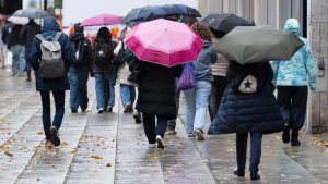 Wetterausblick: Unwetterwarnung im Südwesten – Orkanböen und Starkregen