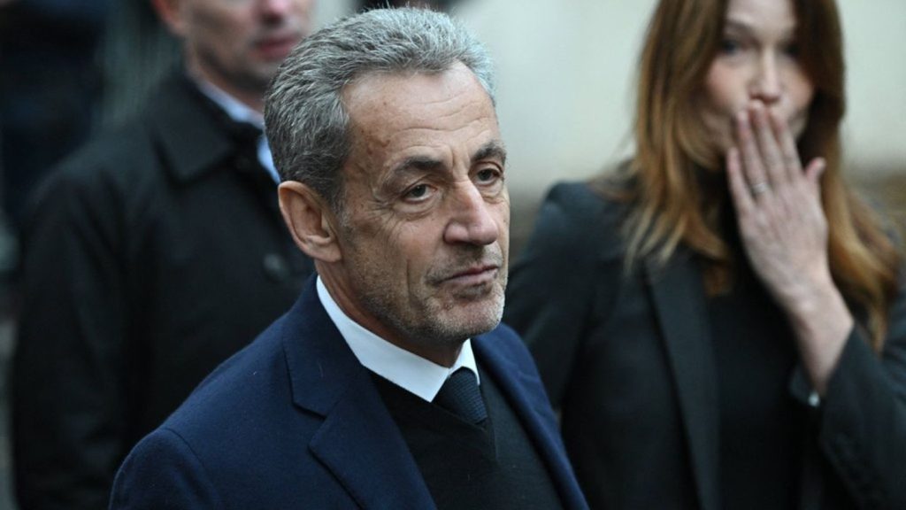Inhaftierter Nicolas Sarkozy: Ex-Präsident wieder Großvater geworden