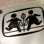 Gründer globaler Organisation: Skandal um SOS-Kinderdorf: Schock auch in Deutschland