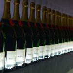 Dreister Ladendiebstahl: Champagnerdieb spaziert aus Supermarkt