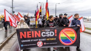 Queere Community: Protest und Polizeieinsatz beim CSD in Cottbus