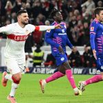 Fußball-Bundesliga: Nach medizinischem Notfall: VfB bezwingt Mainz mit 2:1