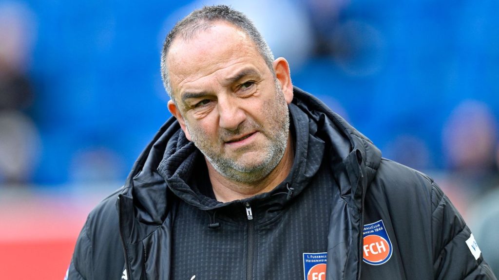 Bundesliga-Abstiegskampf: Heidenheims Trainer Schmidt: "So haben wir keine Chance"