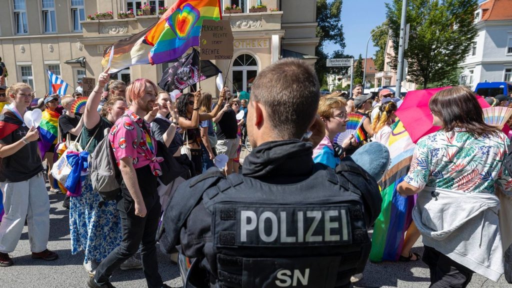 Monitoringbericht: Bericht: CSD-Demos im Osten im Fokus Rechtsextremer