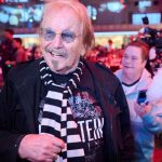 Tierseuche in Brandenburg: Frank Zander verliert Gans Erna nach Vogelgrippe-Ausbruch