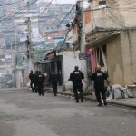 Schüsse und Sprengsätze: 64 Tote bei Polizeieinsatz gegen Drogenbande in Rio