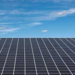 Erneuerbare Energien: Studie: Solarstrom sorgt für sinkende Strompreise