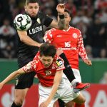 Fußball: Titelverteidiger Stuttgart gewinnt auch im Pokal gegen Mainz