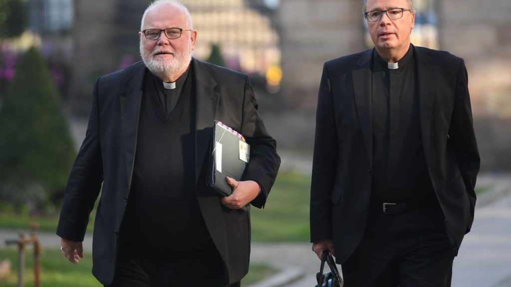 Missbrauch und Kirche: Bericht zu Missbrauch in Amtszeiten von Marx und Ackermann