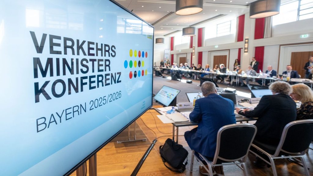 Nahverkehr: Verkehrsminister wollen mehr Geld für Infrastruktur