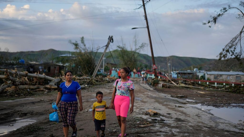 Tödlicher Wirbelsturm: Nach Hurrikan "Melissa": Karibikstaaten beseitigen Trümmer