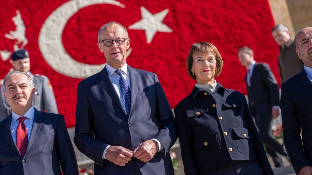 Treffen mit Erdogan: Merz will Partnerschaft mit der Türkei vertiefen