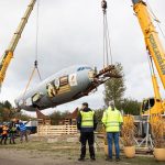 Spektakulärer Transport: Letzte Landung: Ausgedienter Flieger wird zur Attraktion