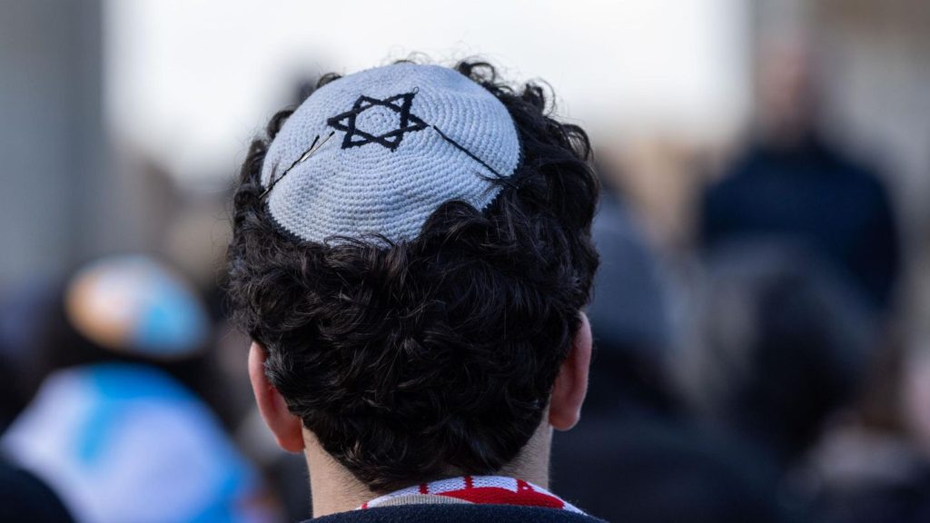 Meinung: Warum Muslime Antisemitismus bekämpfen sollten