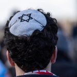 Meinung: Warum Muslime Antisemitismus bekämpfen sollten
