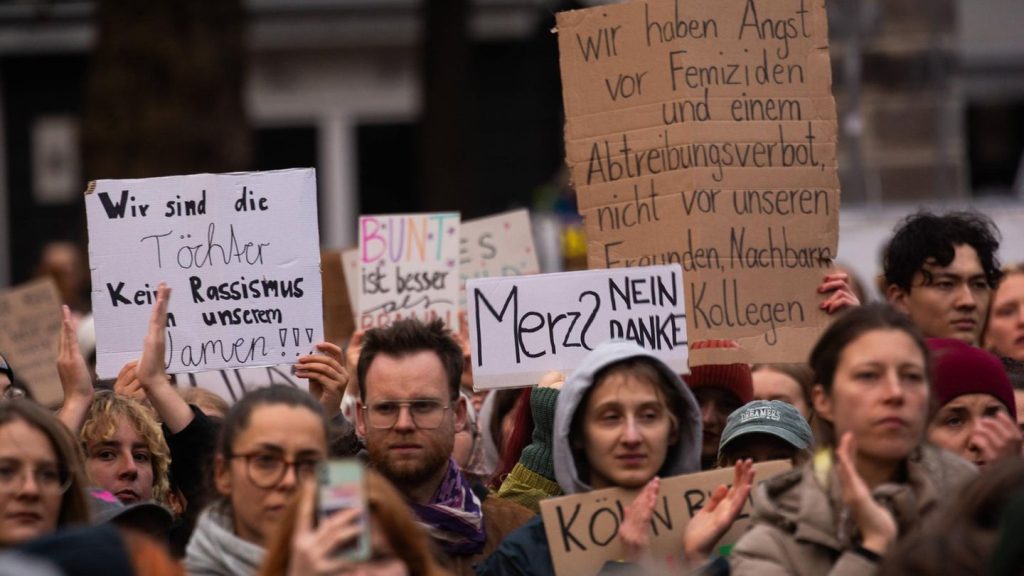"Stadtbild"-Debatte: SPD-Generalsekretär: Unsicherheitsgefühl geht von Männern aus