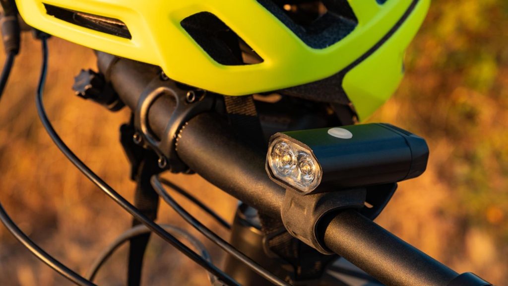 Angebote im Oktober: Fahrradlicht-Set gibt's hier zum halben Preis: Top-Deals am Dienstag