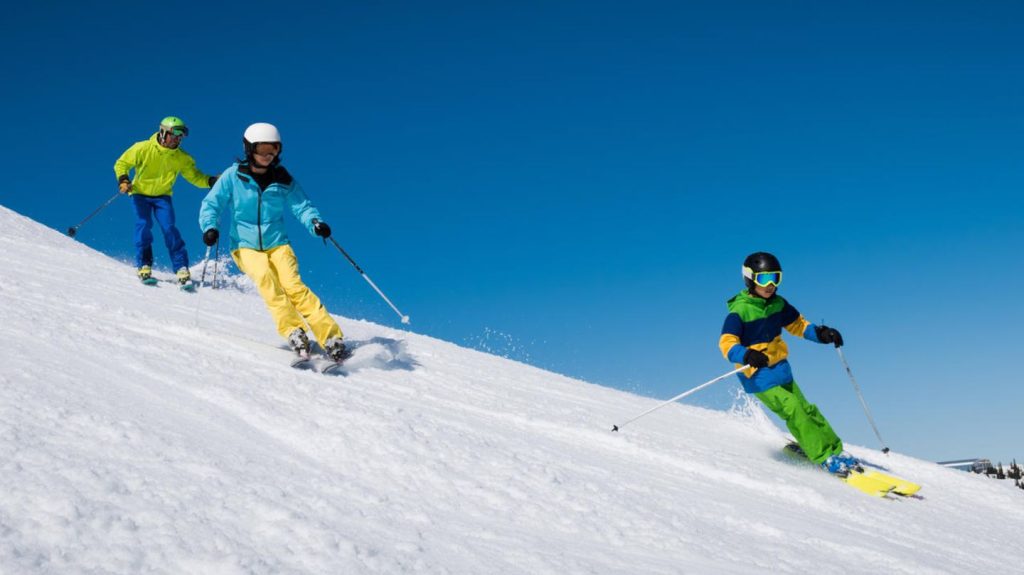 Wintersport: Socken, Schnapsglas, Sohlenwärmer: Sieben Geschenkideen für den Skiurlaub