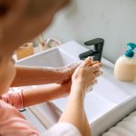 Welttag des Händewaschens: Fakten und Mythen: Das sollten Sie übers Händewaschen wissen