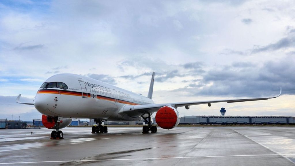 Einblicke: So sieht es im Kanzlerflieger aus – und das sagt sein Pilot