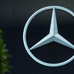 Stuttgarter Autohersteller: Gewinn bei Mercedes bricht dramatisch ein