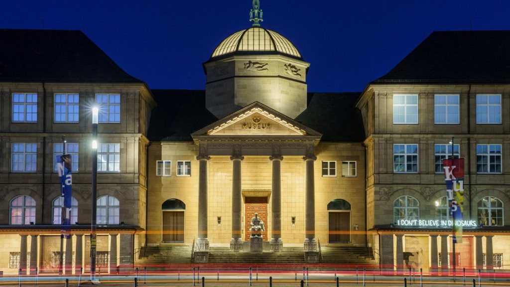 Wiesbaden: Song von Taylor Swift löst Besucheransturm in Museum aus