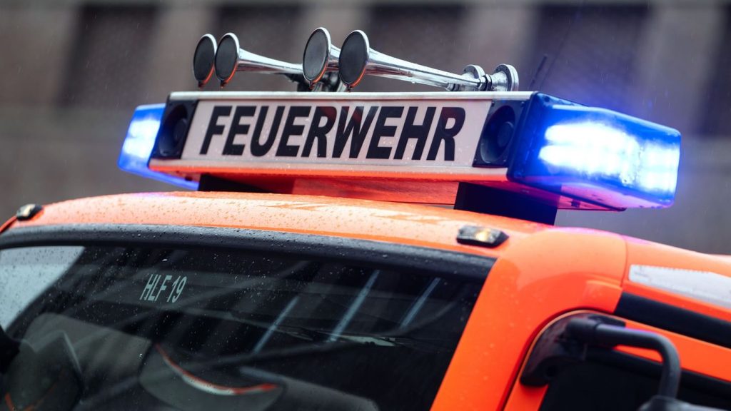 Brände: Mann stirbt bei Brand in Flüchtlingsunterkunft