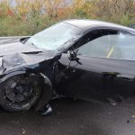 Unfälle: Porsche kracht auf A61 gegen Leitplanke – Totalschaden