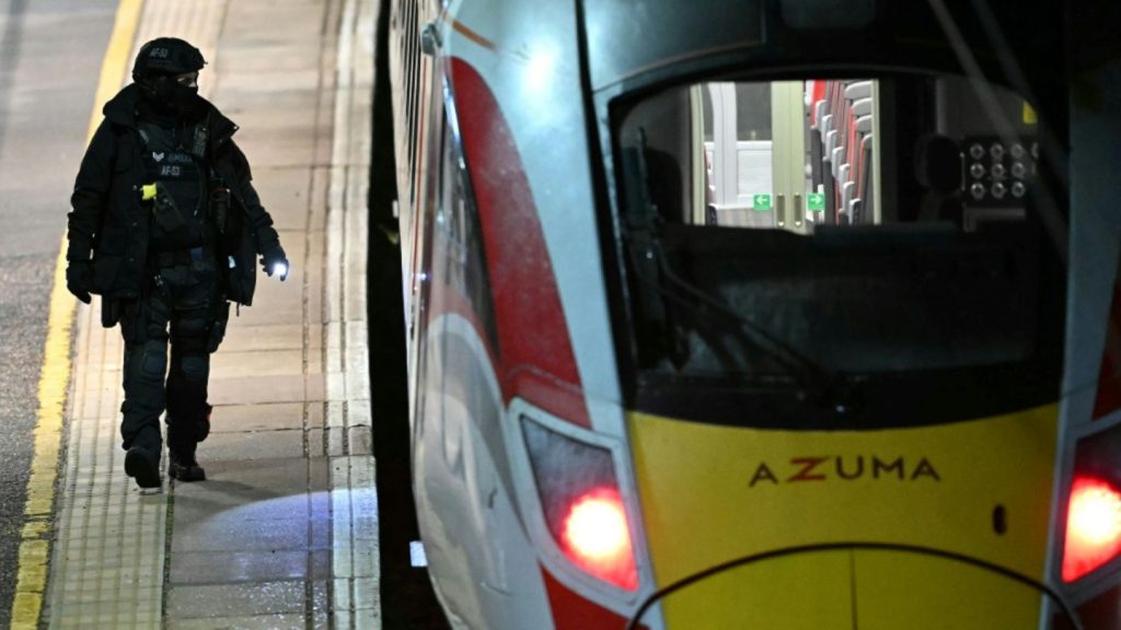 Britische Polizei: Kein "terroristisches" Motiv bei Messerangriff in Zug 