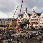 Tradition am Römer: "Frau Holle" ist in Frankfurt angekommen