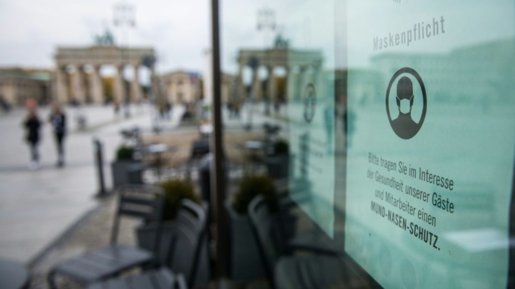 Falsche Maskenatteste in Pandemie: Hamburger Bewährungsstrafe für Arzt bestätigt