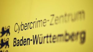Kriminalität: Teenager soll Jugendliche zu Selbstverletzung genötigt haben