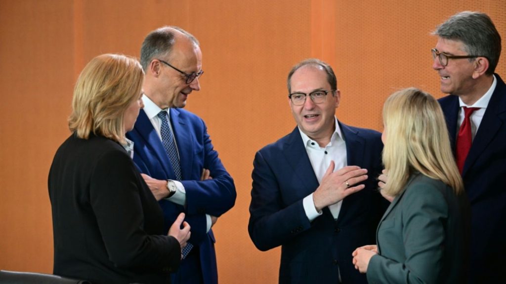 Vor Entlastungskabinett: CDU-Politiker Brinkhaus dämpft Erwartungen