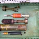 Durchsuchungen: Polizei findet rund 300 Waffen in Haus von totem Rentner