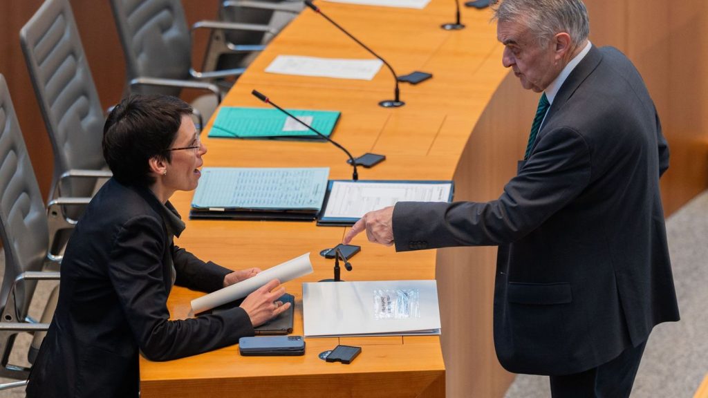 Wohnverpflichtung Geflüchteter: Asylrecht: Land entlastet Kommunen bei der Unterbringung