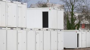 Kommunen: Weniger Bedarf: Container für Geflüchtete werden abgebaut