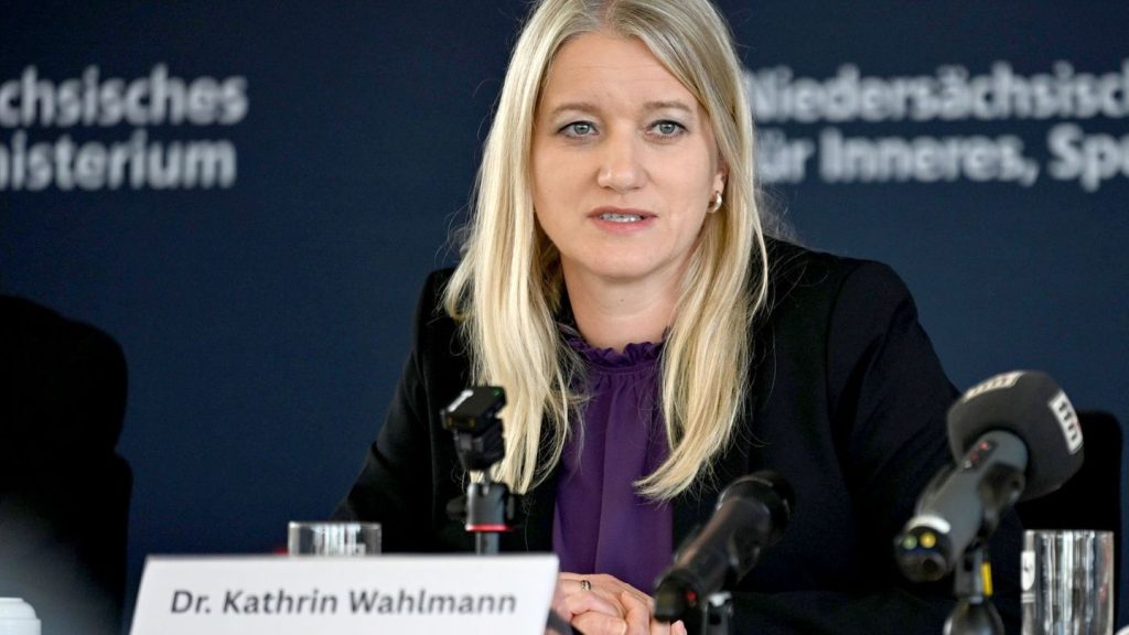 Kriminalität: Ministerin: Ansehen von Vergewaltigungsvideos bestrafen