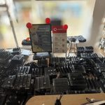 Cyberkriminalität: Razzia gegen Cyberbetrug – Maschine für Massen-SMS entdeckt