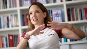 Kurz nach der Geburt: Carolin Kebekus: Wochenbett ist krasser Zustand