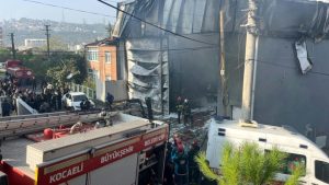 Sechs Tote bei Brand in Parfüm-Lagerhaus in der Türkei