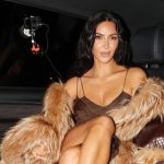 Reality-Star: Kim Kardashian postet Bikinifotos. Doch alle warten auf ihre Jura-Note