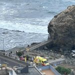 Gefährliche Riesenwellen: Eine Tote und 15 Verletzte durch Riesenwellen auf Teneriffa