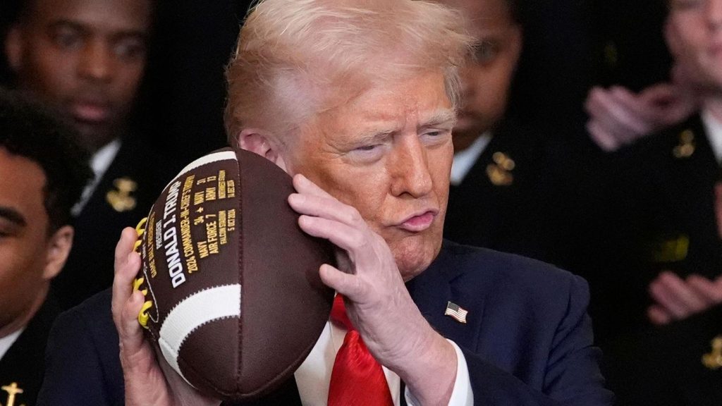 Milliardenprojekt: Neues Mega-Stadion könnte Namen von Donald Trump tragen