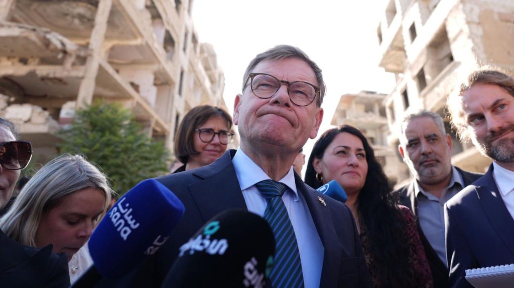 Außenminister: Wadephul in seiner CDU wegen Syrien-Aussage unter Beschuss