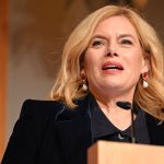 Bei Preisverleihung: Klöckner bezeichnet Deutschland als den "Puff Europas"