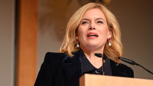 Bei Preisverleihung: Klöckner bezeichnet Deutschland als den "Puff Europas"